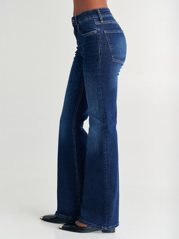 JEANS BEATRICE - STAFF Gallery